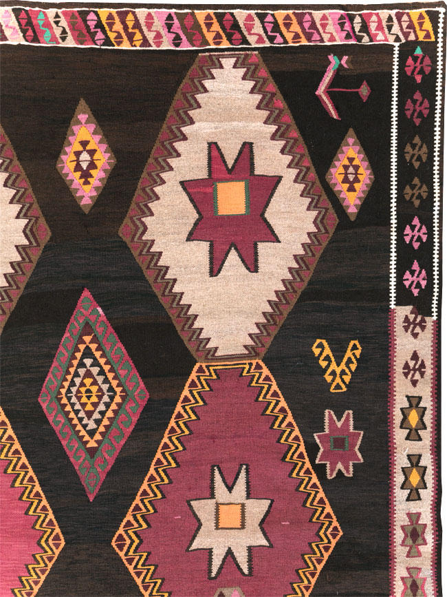 Vintage Turkish Flatweave Kilim Room Size Carpet, No.31648 - Galerie Shabab