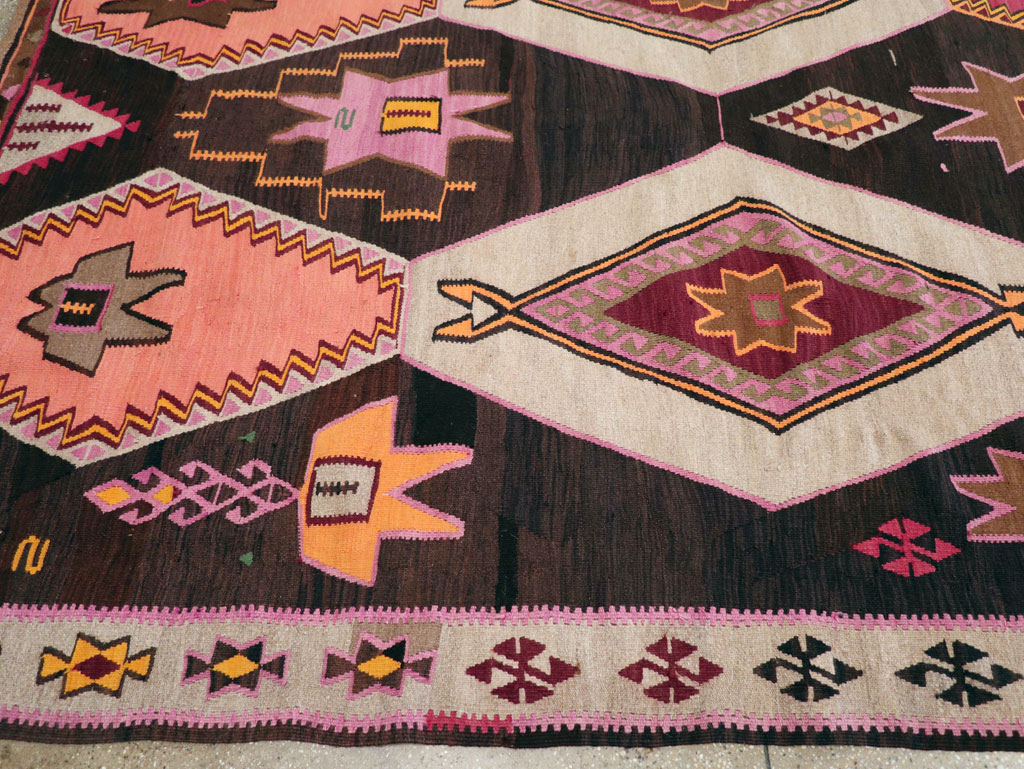 Vintage Turkish Flatweave Kilim Room Size Carpet, No.31648 - Galerie Shabab