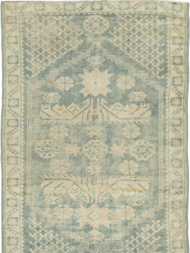 Antique Turkish Anatolian Small Runner, No.31654 - Galerie Shabab