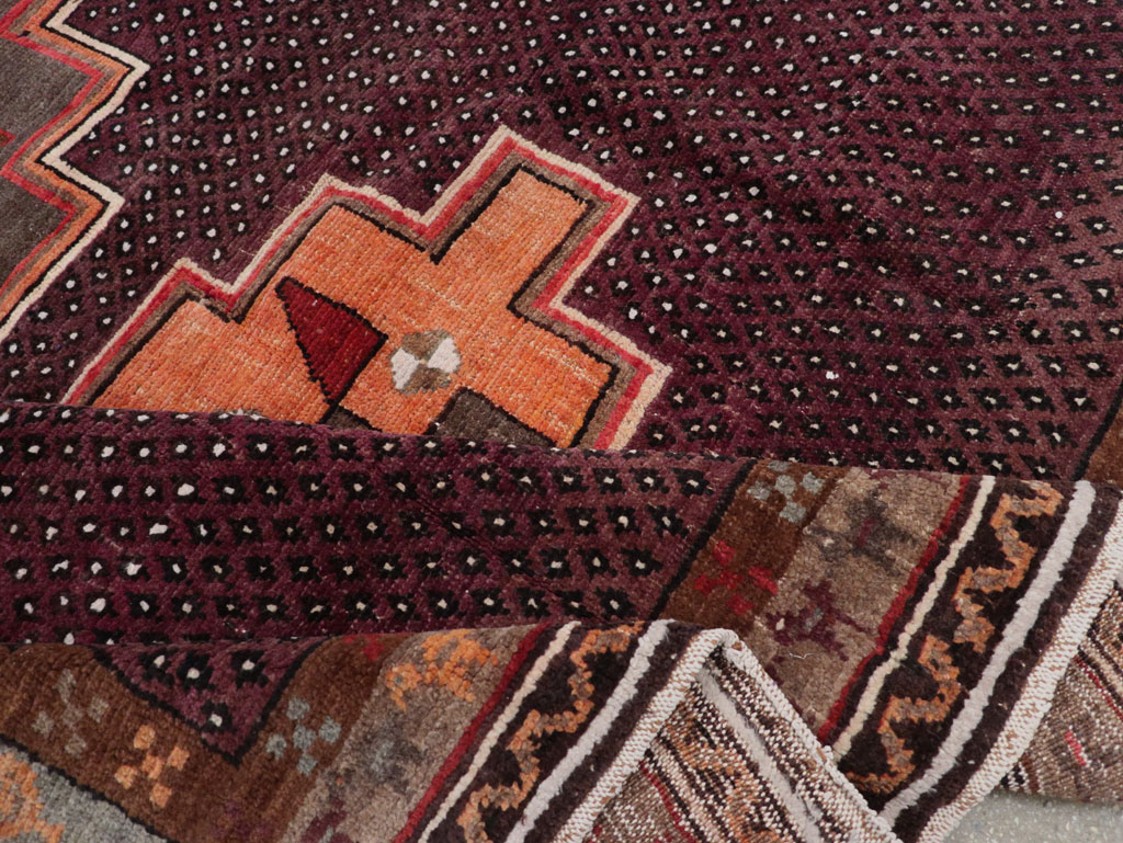 Vintage Turkish Anatolian Tribal Small Room Size Carpet, No.31666 - Galerie Shabab