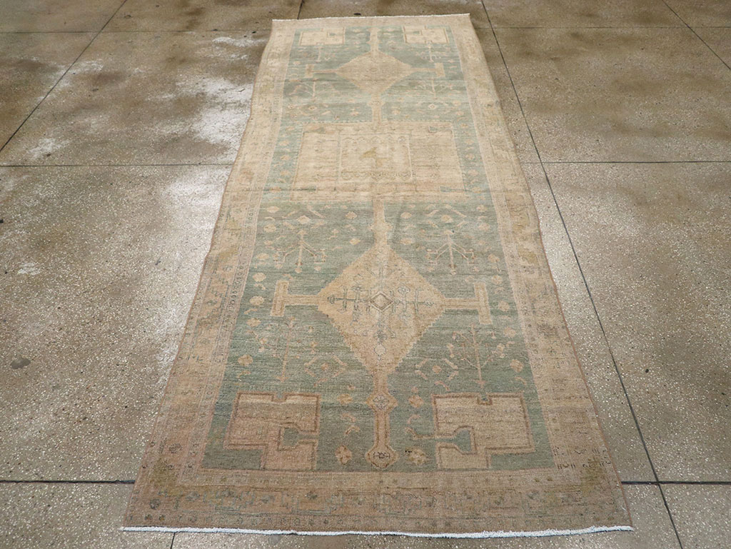 Antique Persian Bidjar Runner, No.31670 - Galerie Shabab