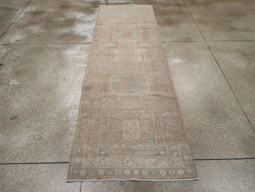 Vintage Persian Ardabil Runner, No.31671 - Galerie Shabab