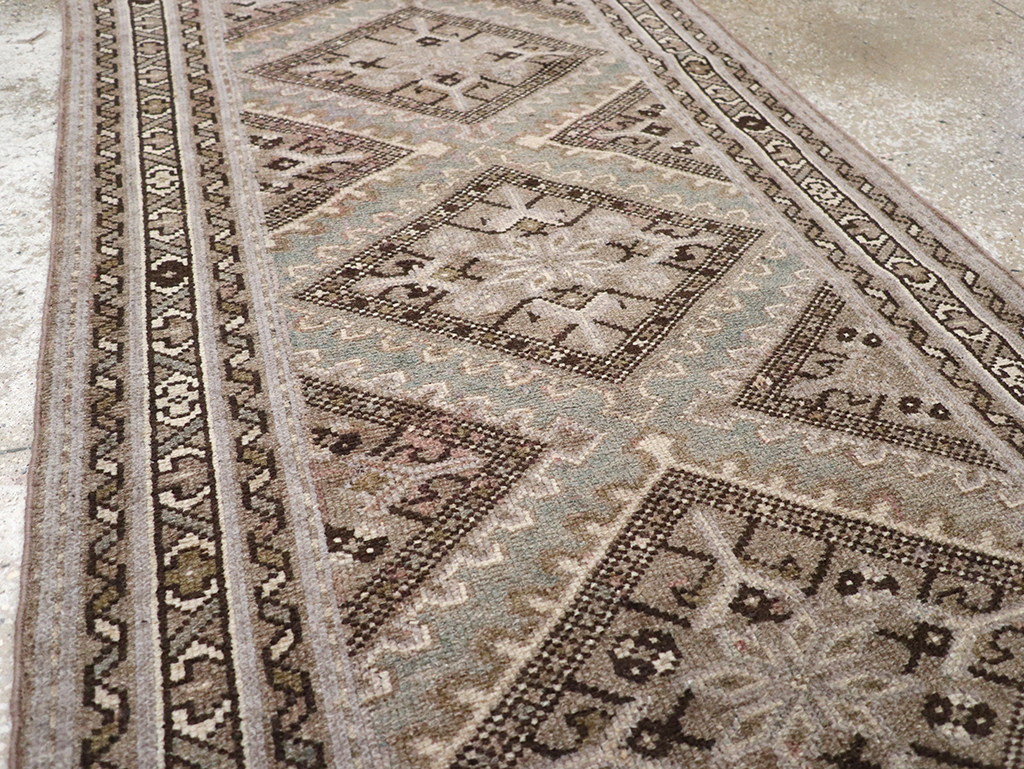 Vintage Persian Malayer Runner, No.31673 - Galerie Shabab