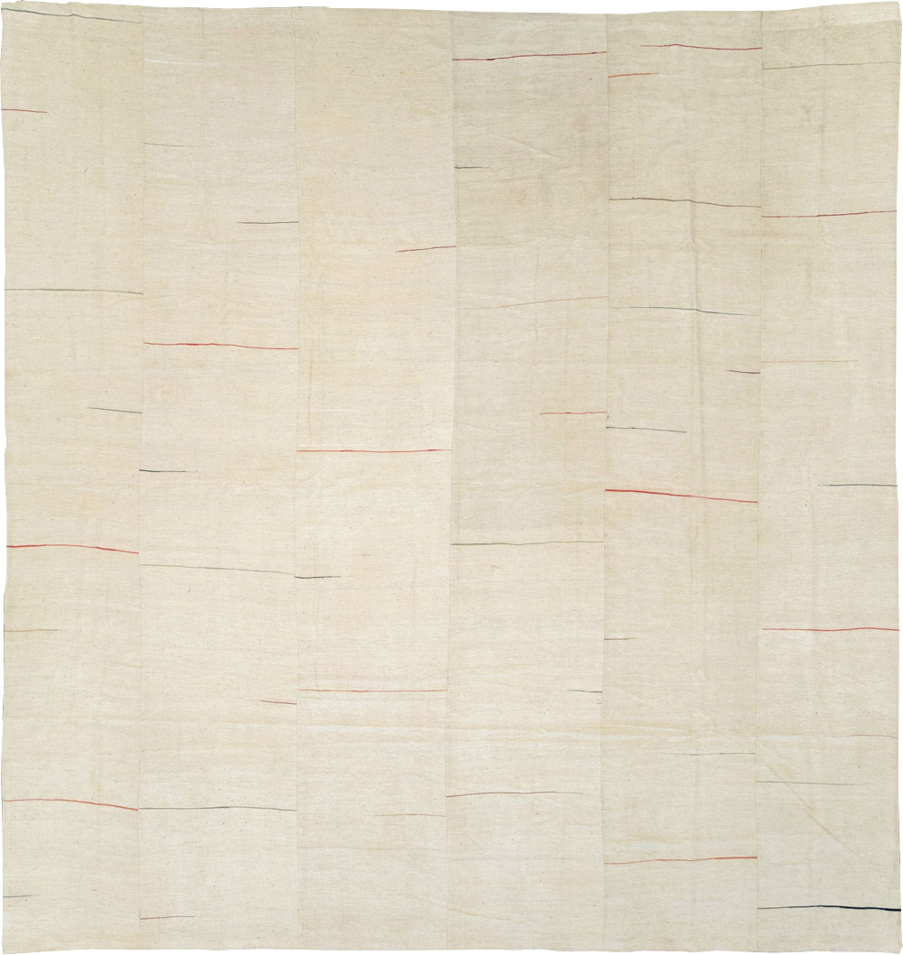 Modern Turkish Flatweave Square Room Size Carpet, No.31674 - Galerie Shabab