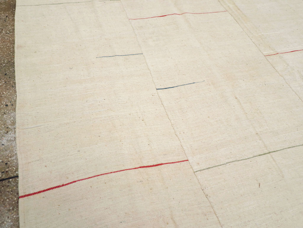 Modern Turkish Flatweave Square Room Size Carpet, No.31674 - Galerie Shabab