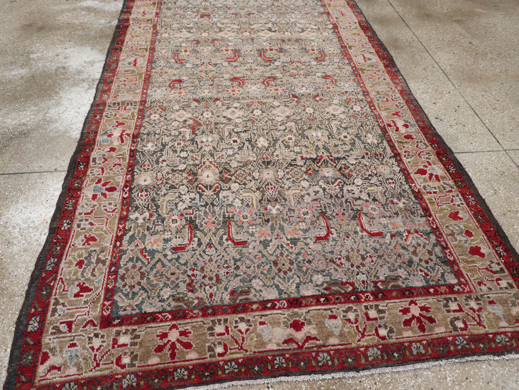 Antique Persian Malayer Gallery Rug, No.31680 - Galerie Shabab