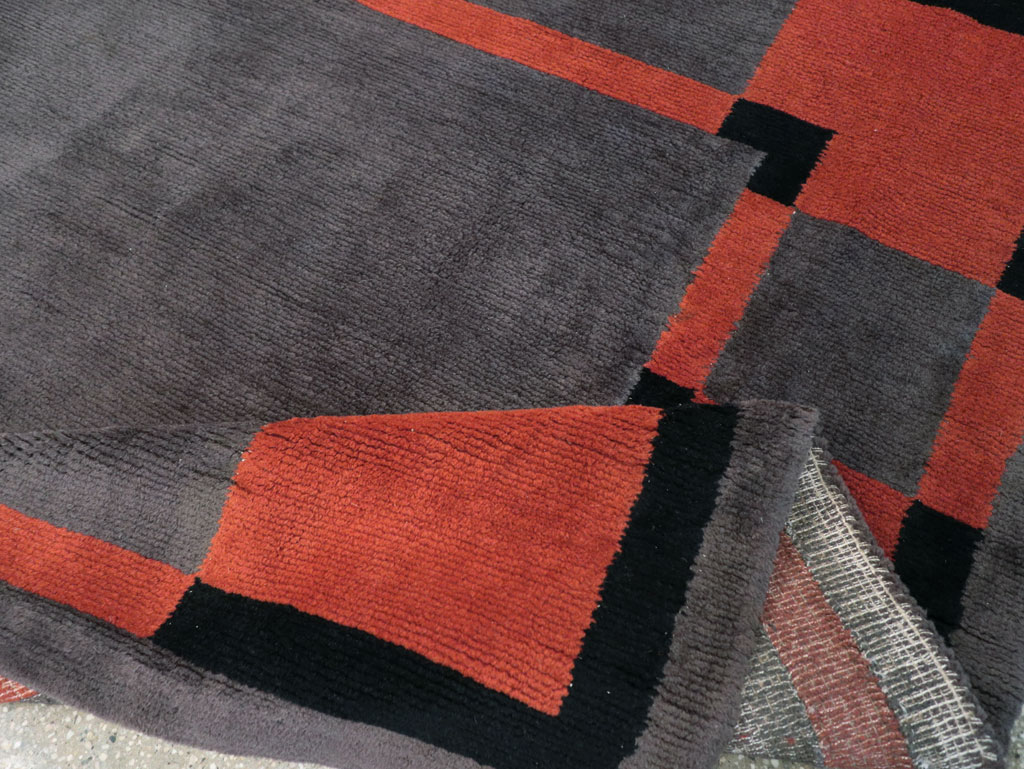 Vintage French Art Deco Accent Rug, No.31683 - Galerie Shabab