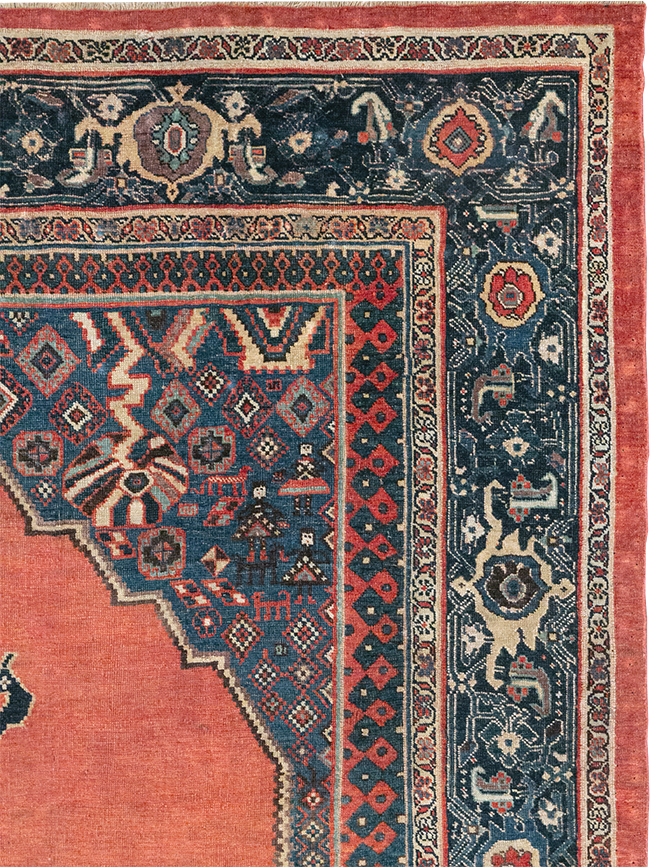 Antique Persian Bidjar Accent Rug, No.31693 - Galerie Shabab