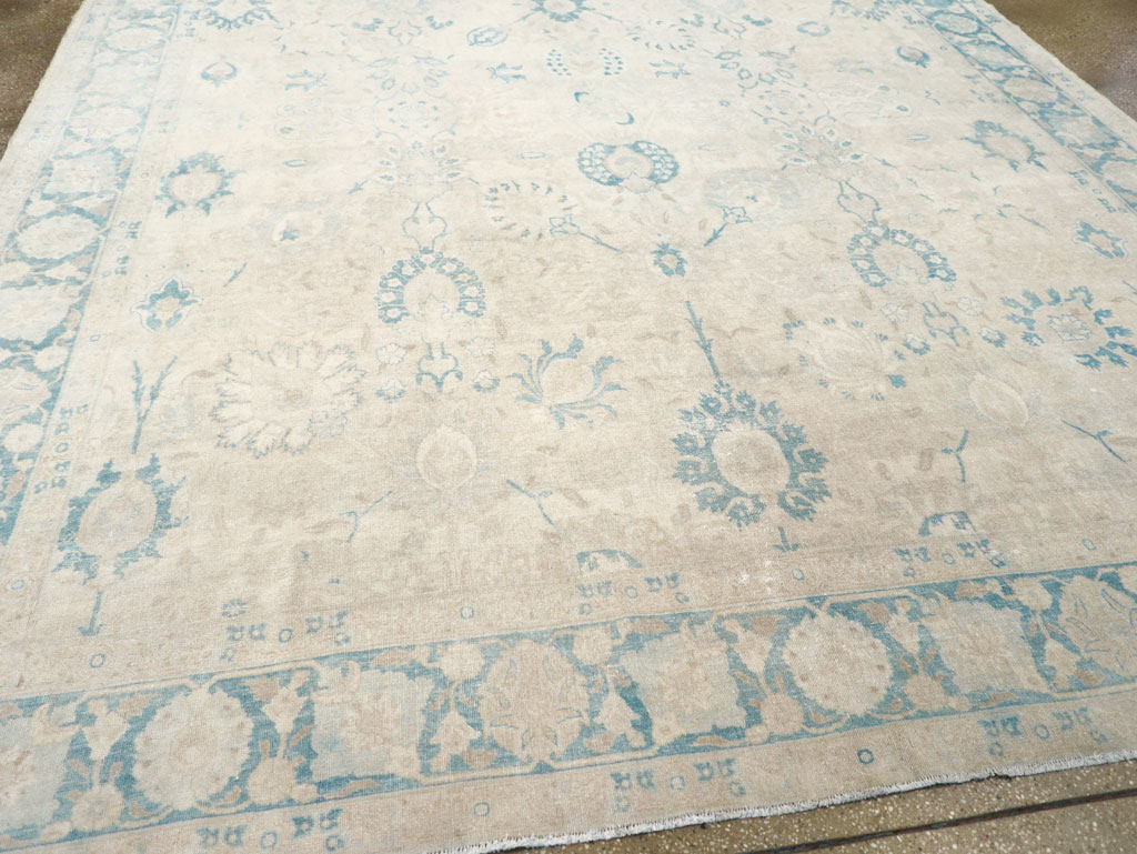 Antique Persian Tabriz Room Size Carpet, No.31702 - Galerie Shabab