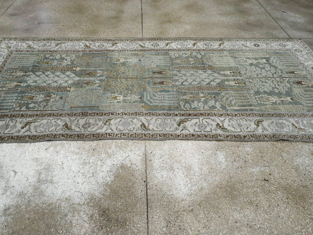 Antique Persian Kurd Gallery Rug, No.31703 - Galerie Shabab