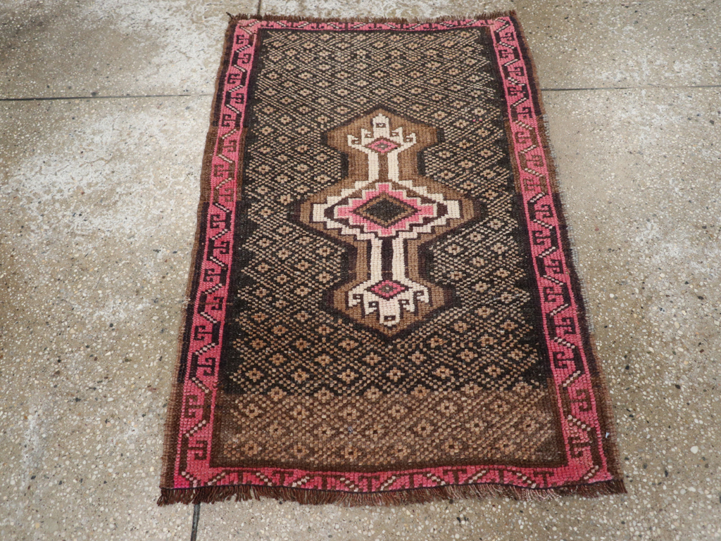 Vintage Turkish Anatolian Throw Rug, No.31707 - Galerie Shabab