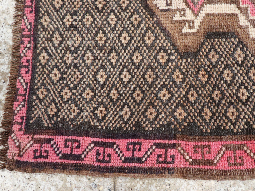 Vintage Turkish Anatolian Throw Rug, No.31707 - Galerie Shabab