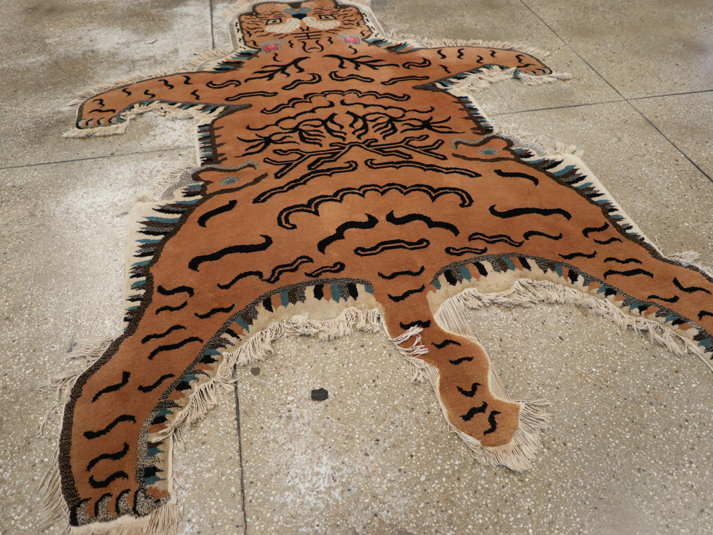 Vintage Pictorial Tibetan Rug, No.31709 - Galerie Shabab