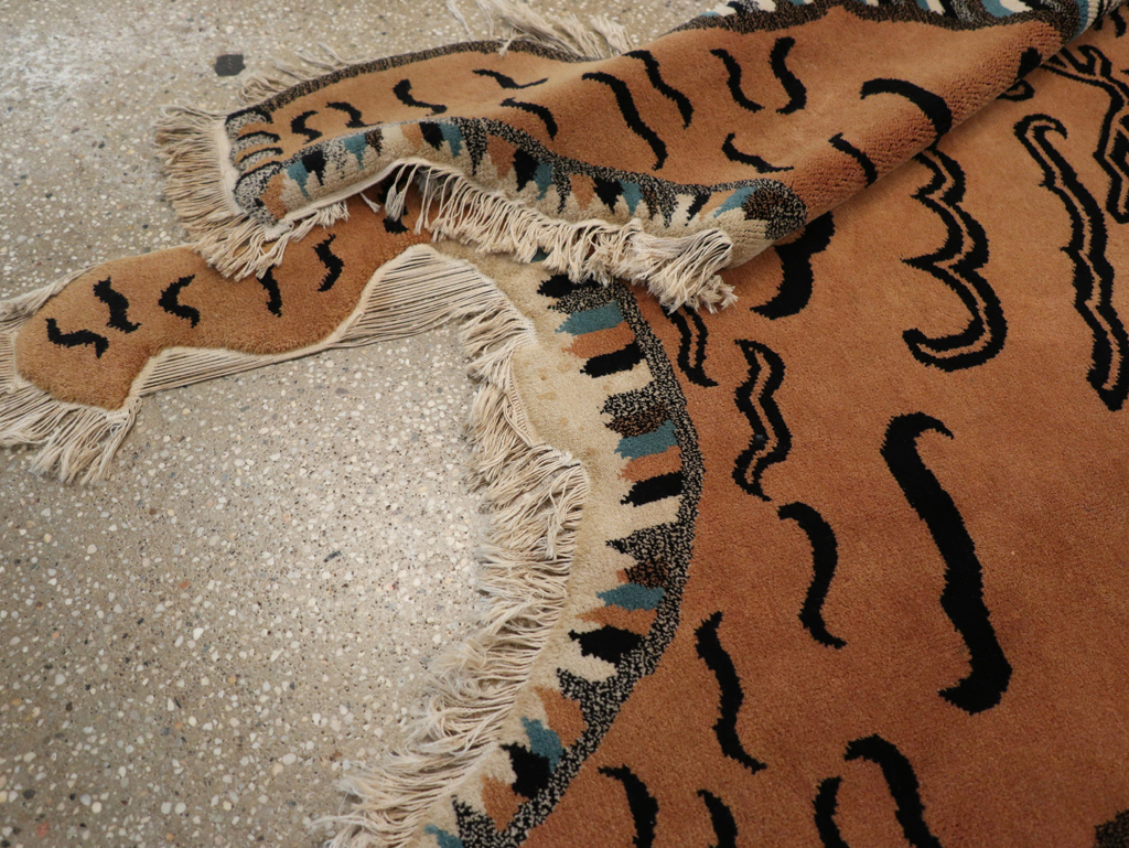 Vintage Pictorial Tibetan Rug, No.31709 - Galerie Shabab