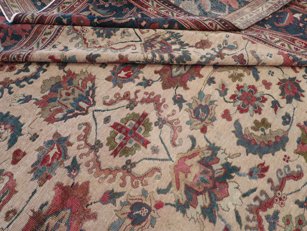 Antique Persian Mahal Room Size Carpet, No.31712 - Galerie Shabab