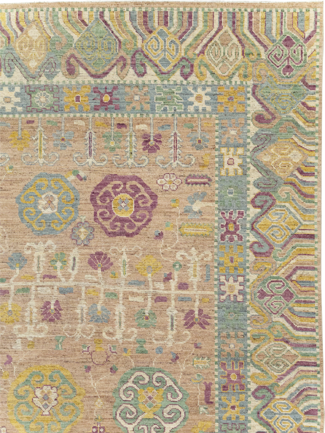 Modern East Turkestan Khotan Room Size Carpet, No.31716 - Galerie Shabab