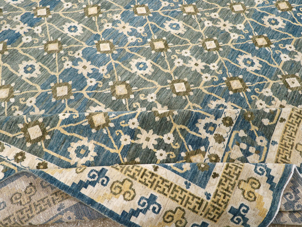 Modern East Turkestan Khotan Large Room Size Carpet, No.31721 - Galerie Shabab