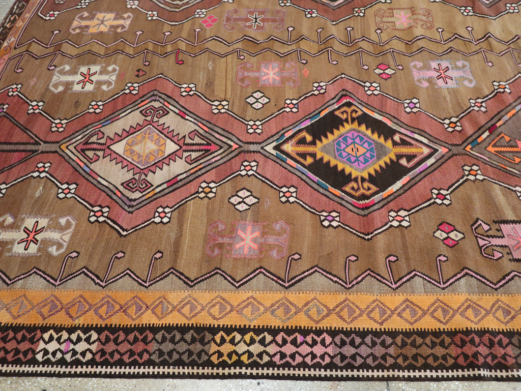 Vintage Turkish Flatweave Kilim Large Room Size Carpet, No.31735 - Galerie Shabab