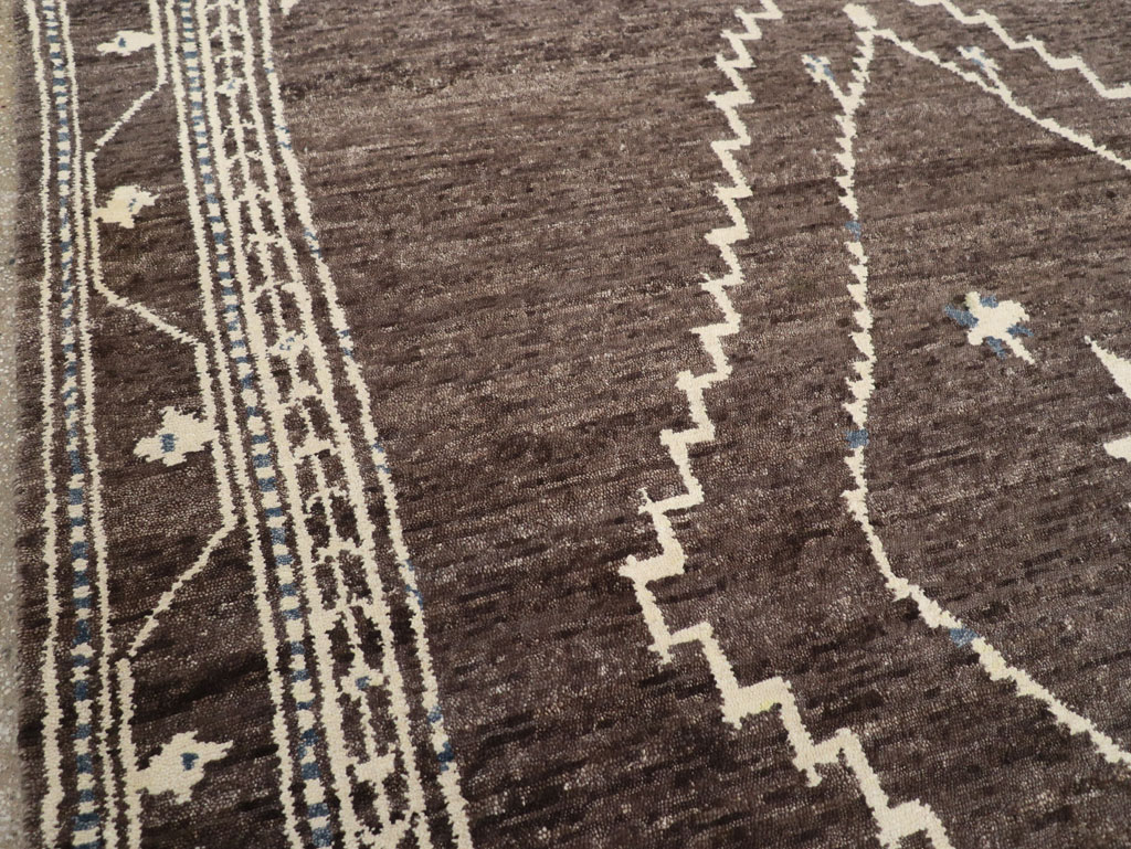 Modern Tibetan Agra Style Small Room Size Carpet, No.31736 - Galerie Shabab