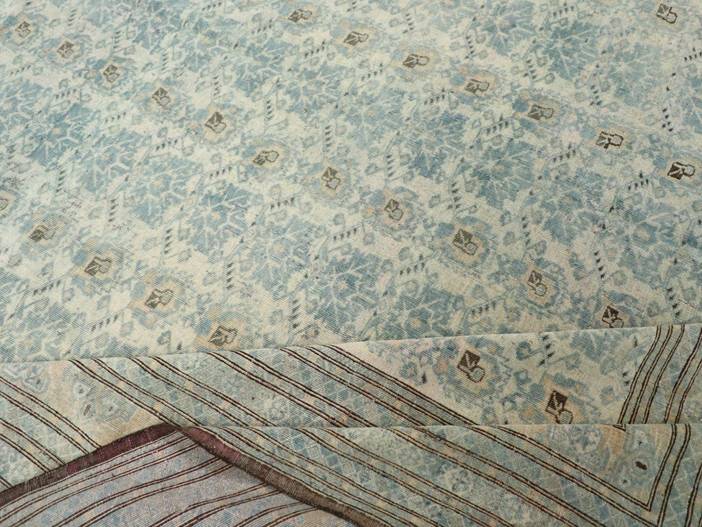 Antique Central Asian Turkoman Room Size Carpet, No.31738 - Galerie Shabab