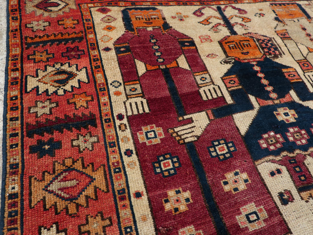 Vintage Persian Pictorial Bakhtiari Tribal Accent Rug, No.31741 - Galerie Shabab