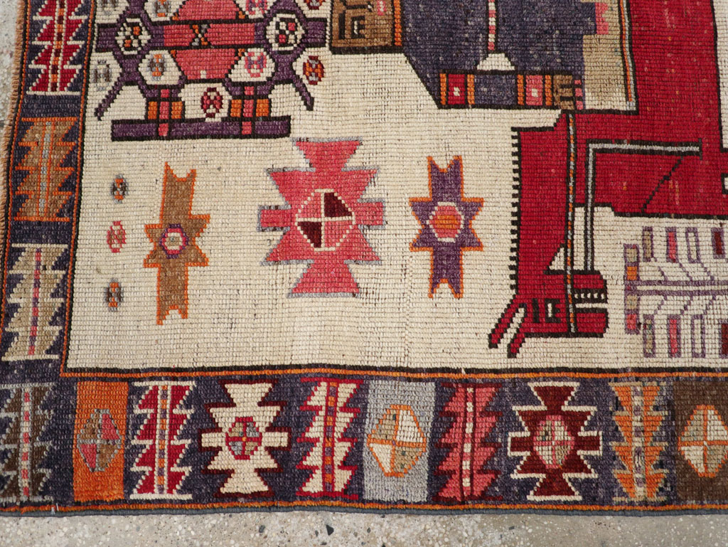 Vintage Persian Pictorial Bakhtiari Accent Rug, No.31742 - Galerie Shabab