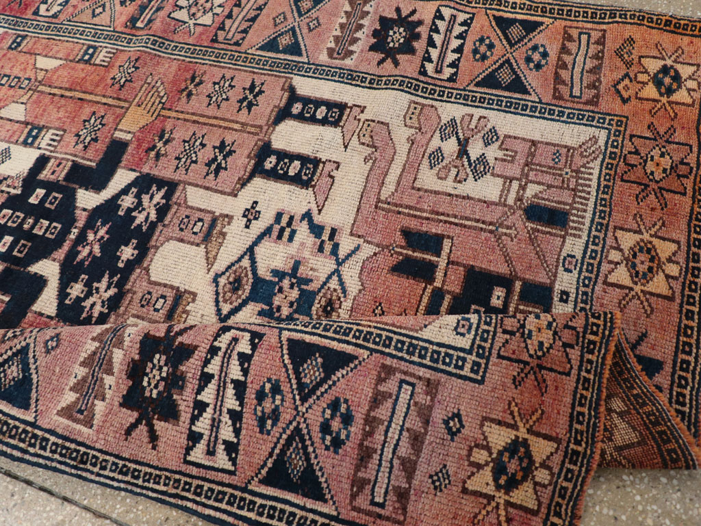 Vintage Persian Pictorial Bakhtiari Tribal Accent Rug, No.31744 - Galerie Shabab