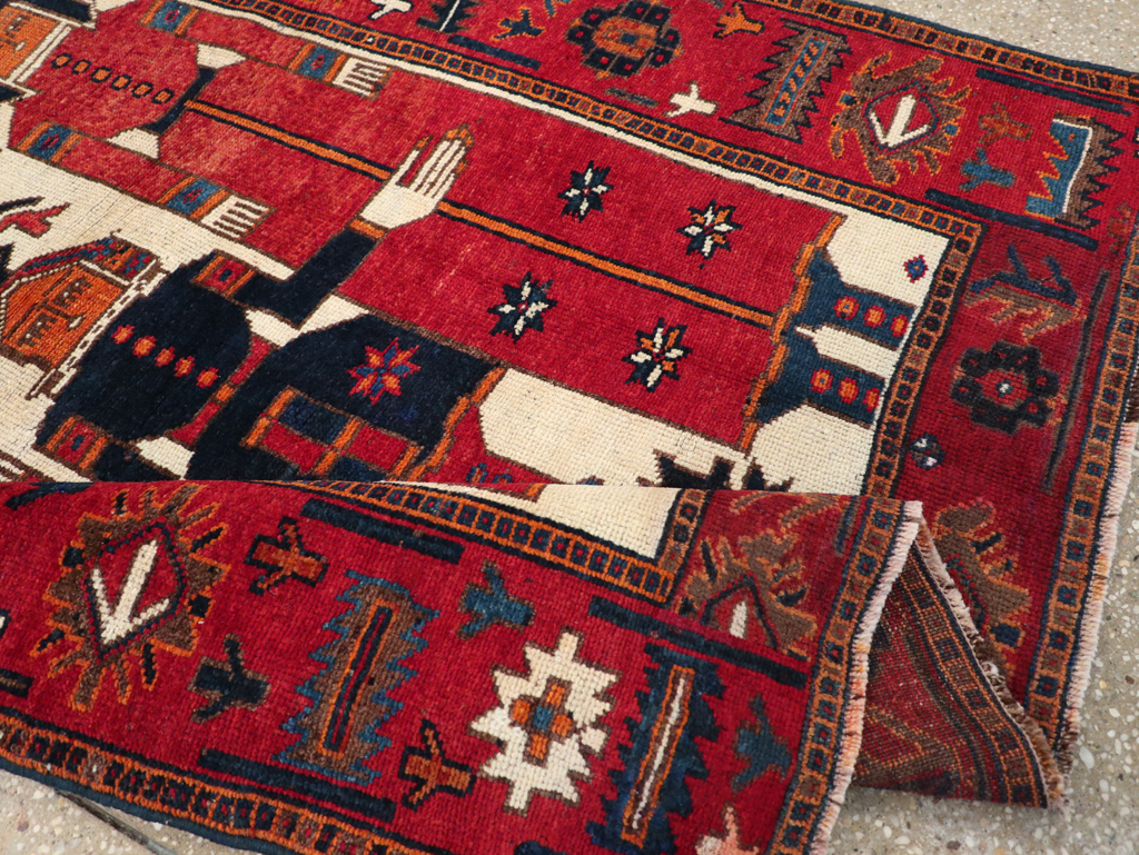 Vintage Bakhtiari Pictorial Rug, No.31746 - Galerie Shabab