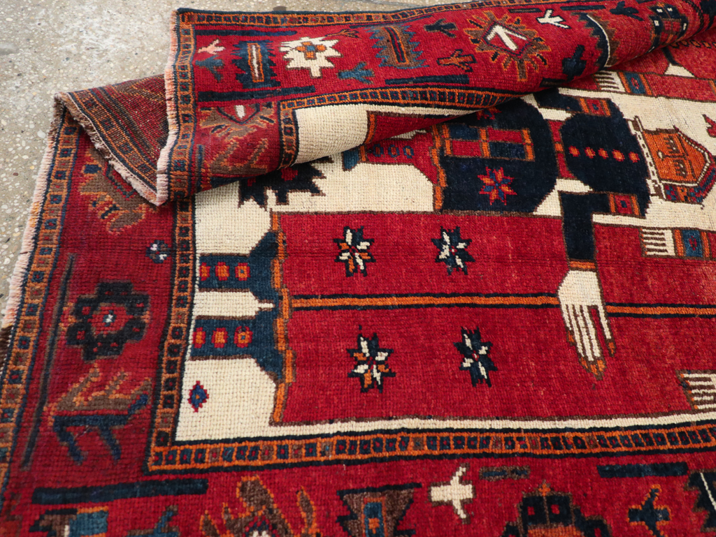 Vintage Bakhtiari Pictorial Rug, No.31746 - Galerie Shabab