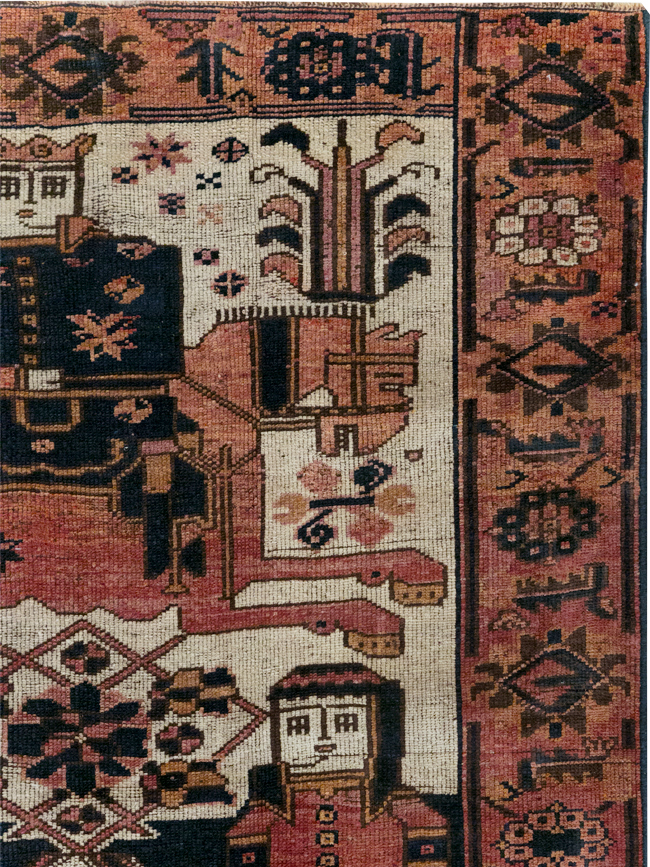 Vintage Persian Bakhtiari Rug, No.31747 - Galerie Shabab