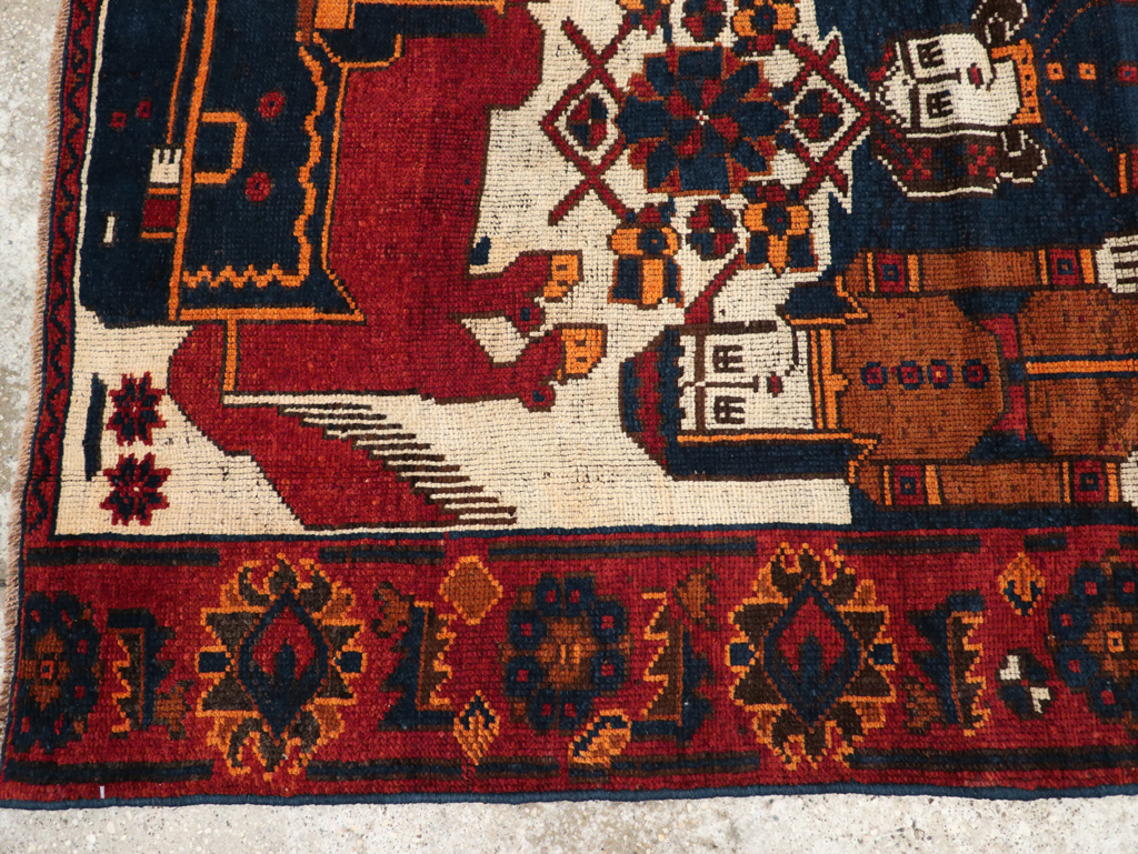Vintage Persian Bakhtiari Pictorial Rug, No.31749 - Galerie Shabab