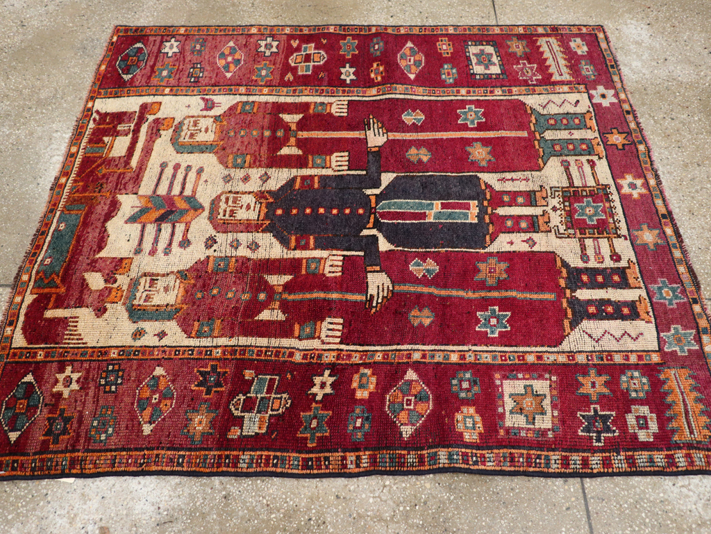 Vintage Persian Bakhtiari Pictorial Rug, No.31752 - Galerie Shabab