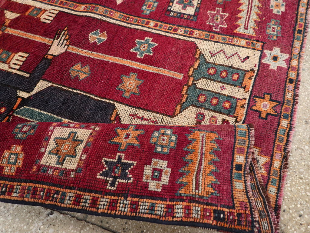 Vintage Persian Bakhtiari Pictorial Rug, No.31752 - Galerie Shabab