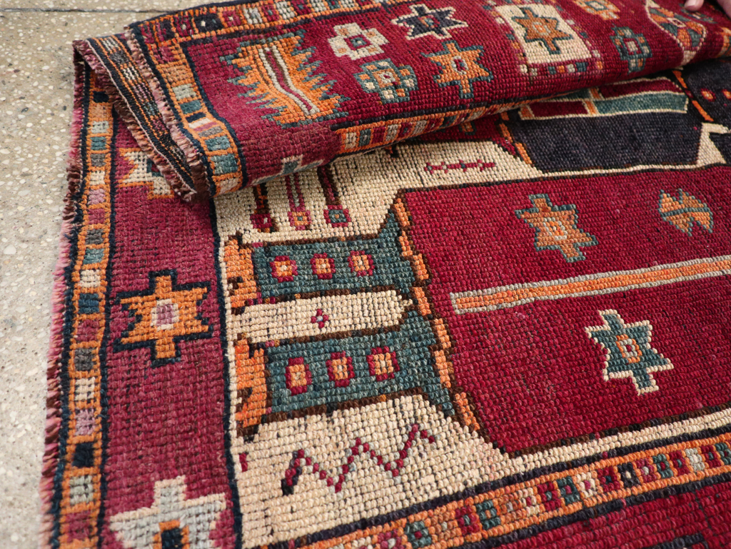 Vintage Persian Bakhtiari Pictorial Rug, No.31752 - Galerie Shabab