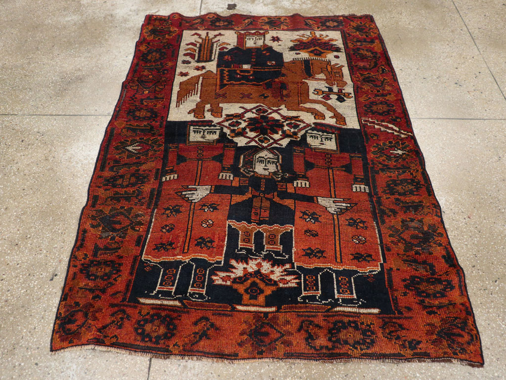 Vintage Persian Bakhtiari Rug, No.31753 - Galerie Shabab