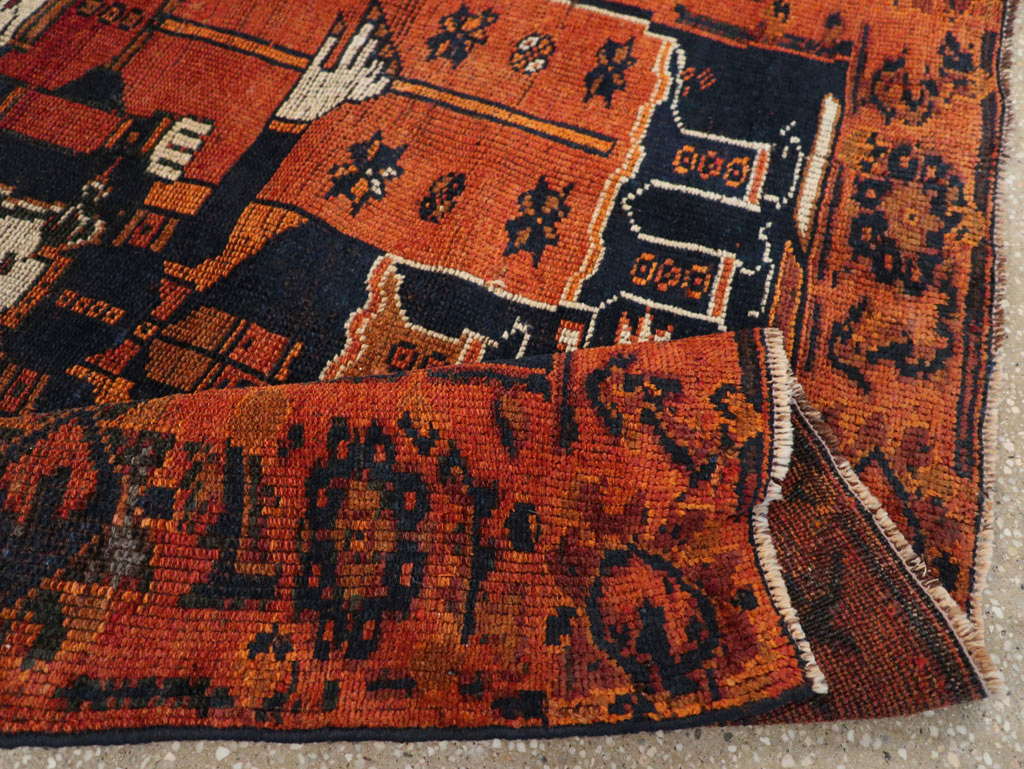 Vintage Persian Bakhtiari Rug, No.31753 - Galerie Shabab
