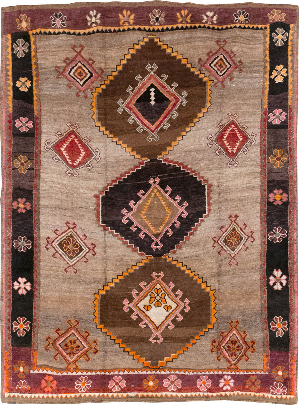 Vintage Turkish Anatolian Tribal Small Room Size Carpet, No.31756 - Galerie Shabab