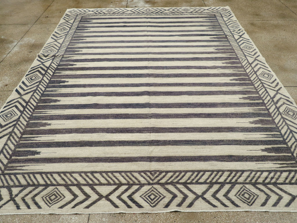 Modern East Turkestan Khotan Room Size Carpet, No.31758 - Galerie Shabab