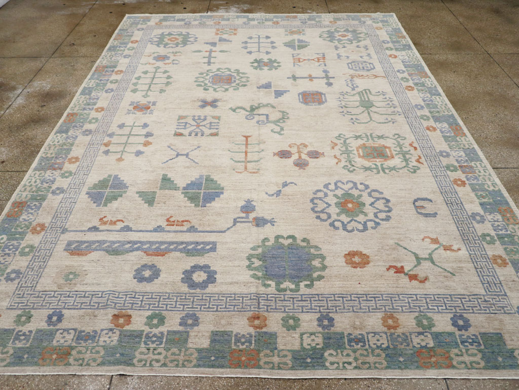 Modern East Turkestan Khotan Room Size Carpet, No.31761 - Galerie Shabab