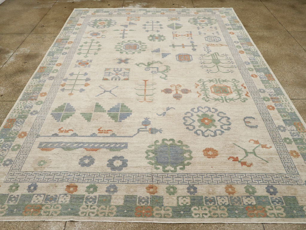Modern East Turkestan Khotan Room Size Carpet, No.31761 - Galerie Shabab