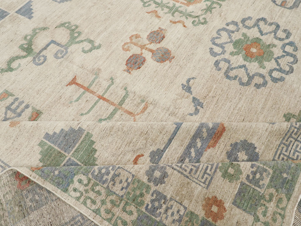 Modern East Turkestan Khotan Room Size Carpet, No.31761 - Galerie Shabab