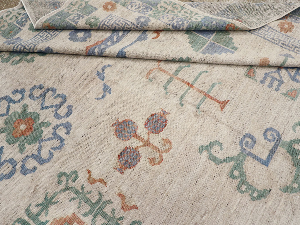 Modern East Turkestan Khotan Room Size Carpet, No.31761 - Galerie Shabab