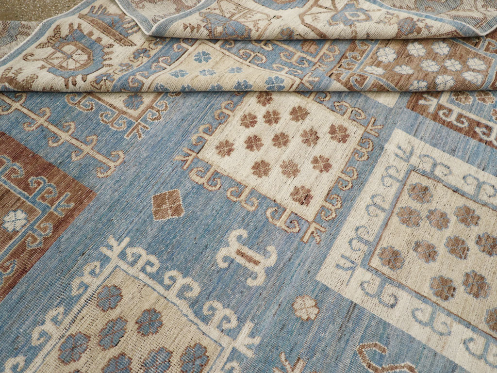 Modern East Turkestan Khotan Room Size Carpet, No.31765 - Galerie Shabab
