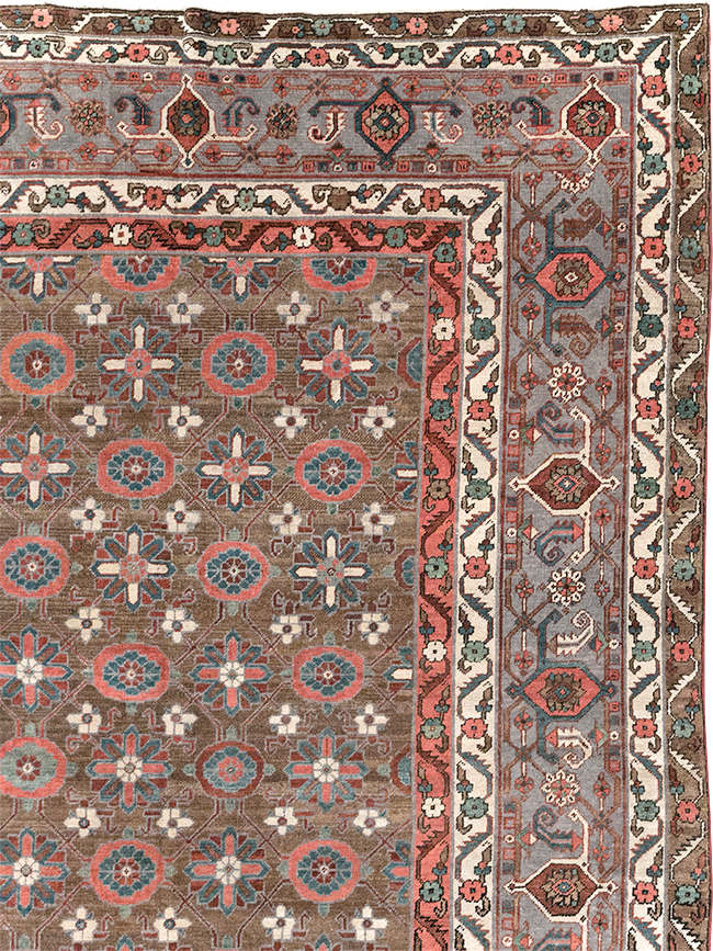 Antique Persian Heriz Large Carpet, No.31774 - Galerie Shabab
