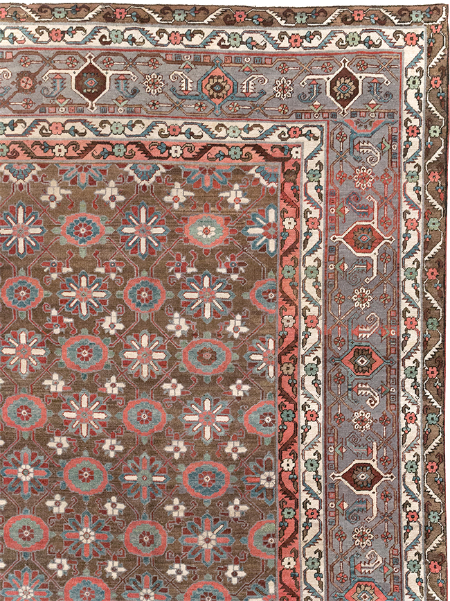 Antique Persian Heriz Large Carpet, No.31774 - Galerie Shabab