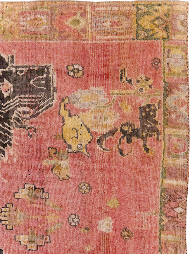 Vintage Persian Pictorial Shiraz Throw Rug, No.31777 - Galerie Shabab