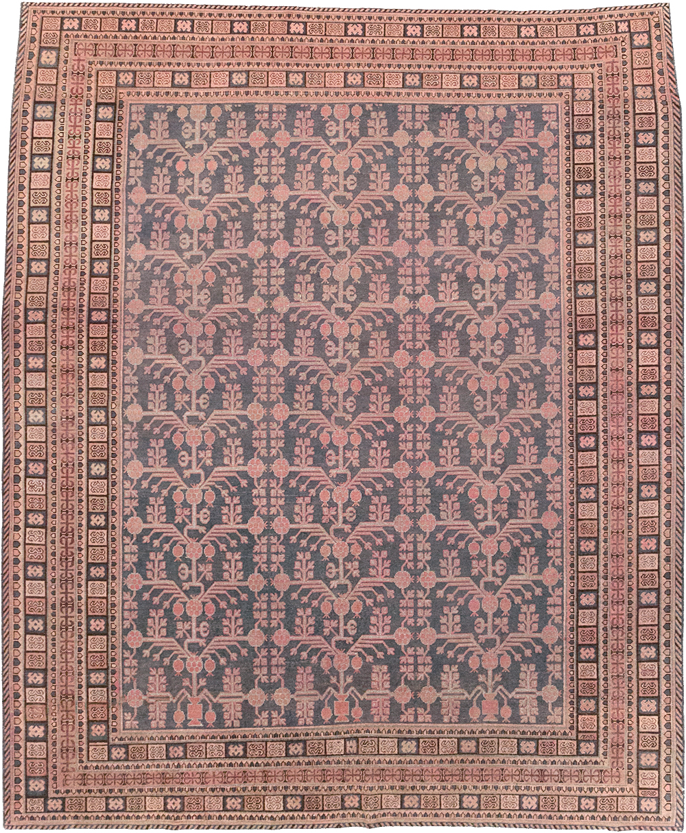 Antique East Turkestan Khotan Room Size Carpet, No.31787 - Galerie Shabab