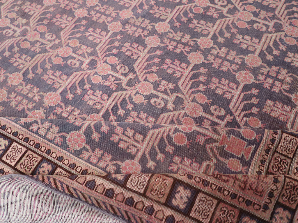 Antique East Turkestan Khotan Room Size Carpet, No.31787 - Galerie Shabab