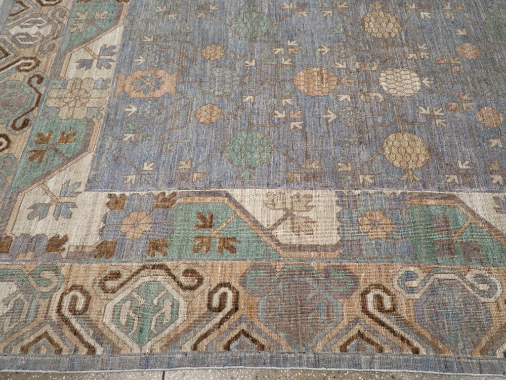 Modern East Turkestan Khotan Room Size Carpet, No.31789 - Galerie Shabab