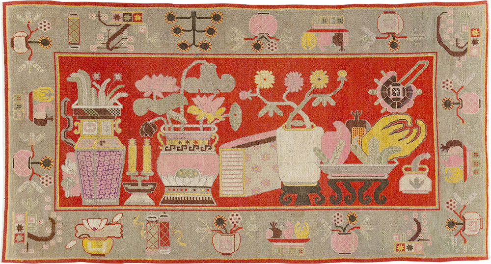 Antique East Turkestan Pictorial Vase Khotan Rug, No.31790 - Galerie Shabab